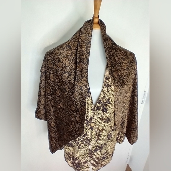 VINTAGE ECHO LONG SCARF GOLD ON BLACK - Picture 6 of 9